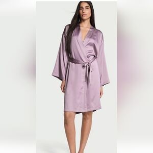 Victoria's Secret Lilac Hyacinth Pink Satin Midi Robe M/L